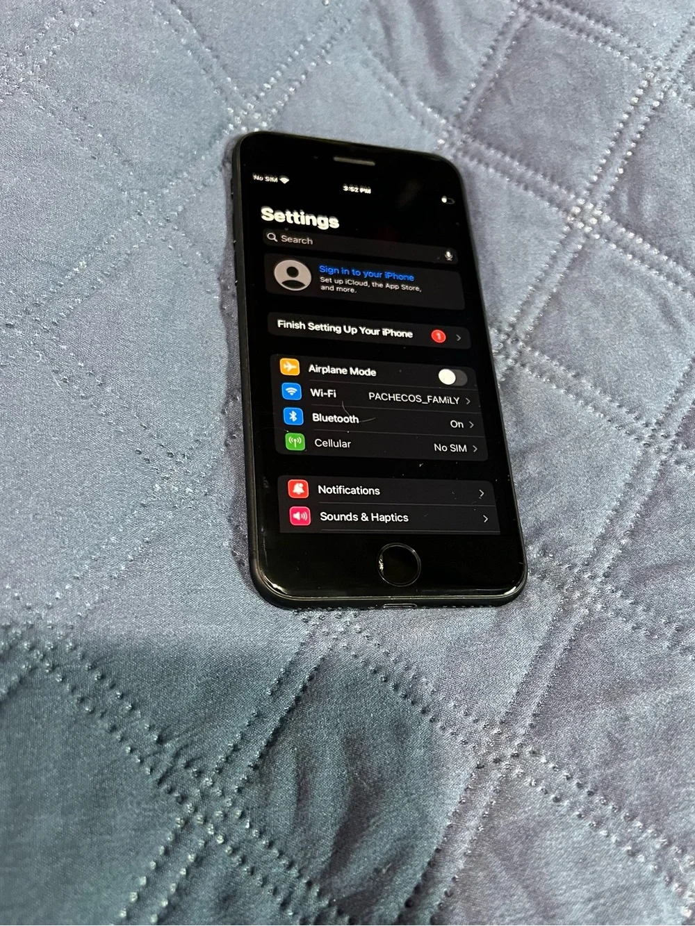 Apple iPhone 7 - 256 GB -  Black Unlocked